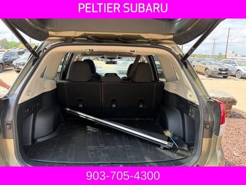 Used 2024 Subaru Forester Premium image 15
