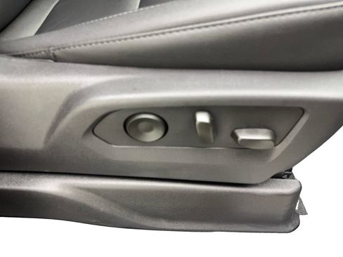 Used 2025 Chevrolet Tahoe LT AWD/4WD image 50