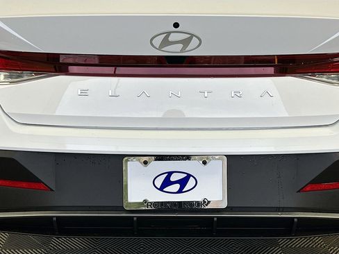 New 2026 Hyundai Elantra SE w/ Cargo Package image 20