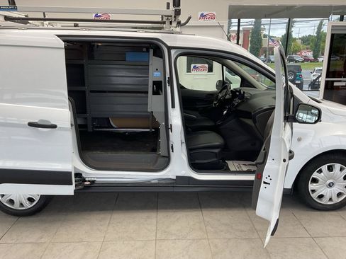 Used 2023 Ford Transit Connect XL FWD image 22