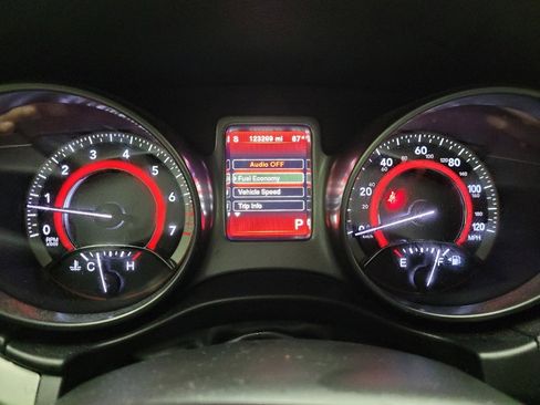 Used 2019 Dodge Journey Crossroad image 23