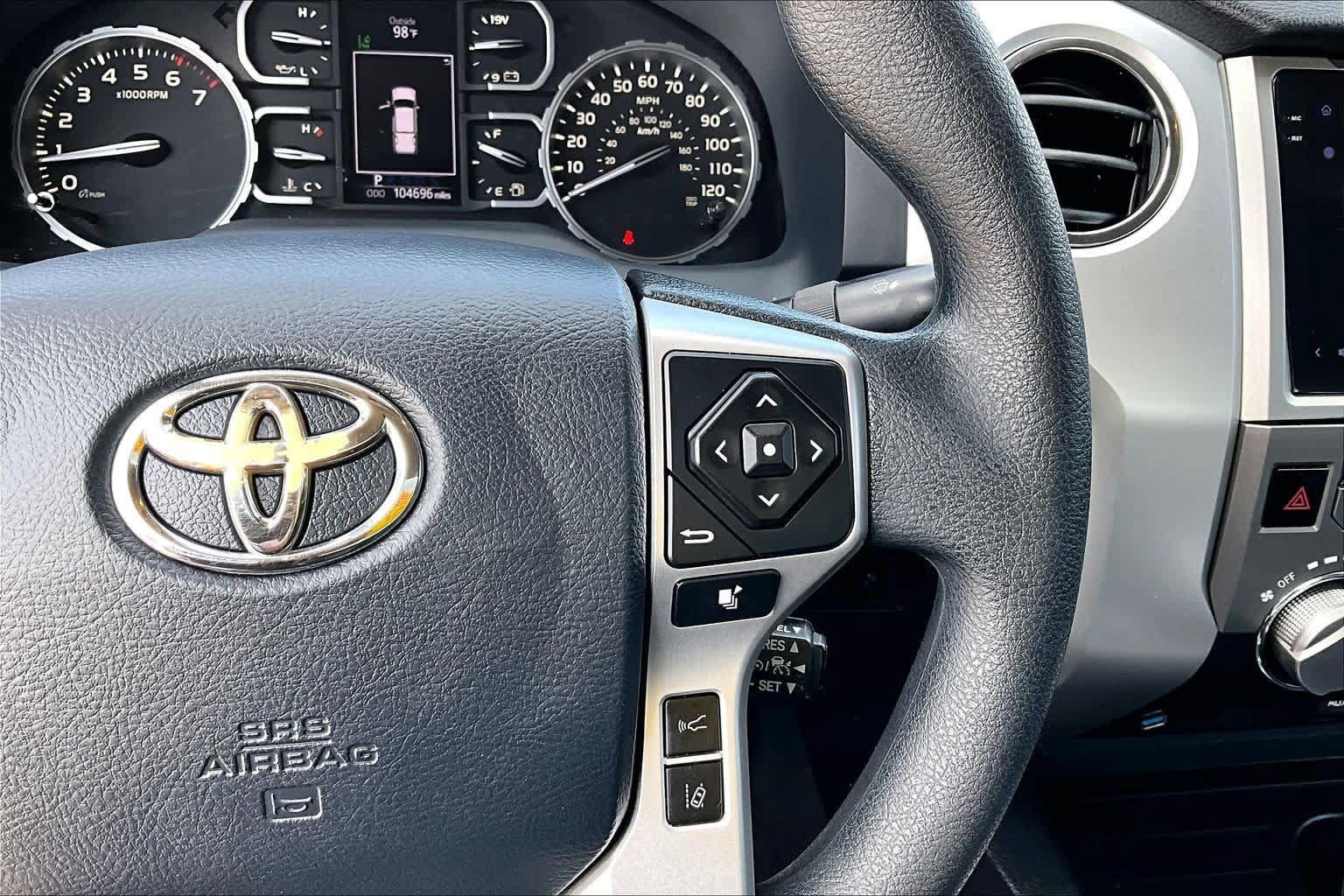 Used 2018 Toyota Tundra SR5 w/ SR5 Upgrade Package RWD image 25