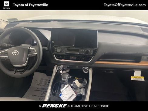 New 2026 Toyota Grand Highlander AWD image 16