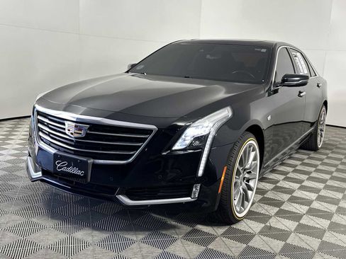 Used 2018 Cadillac CT6 Luxury image 4
