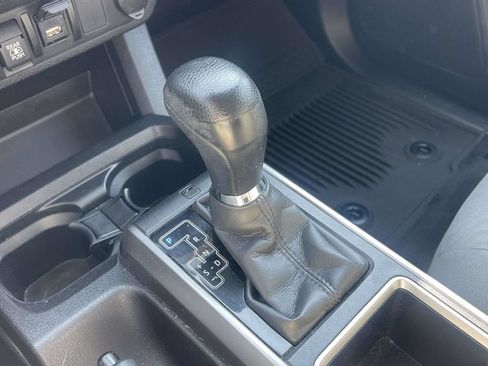 Used 2023 Toyota Tacoma SR5 RWD image 33
