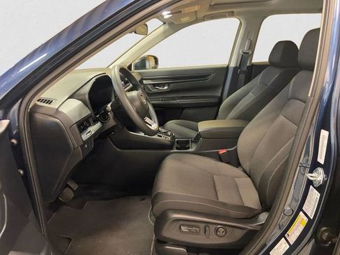 Used 2025 Honda CR-V EX image 10