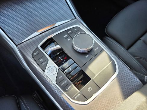 New 2026 BMW 330i Sedan w/ Premium Package image 17