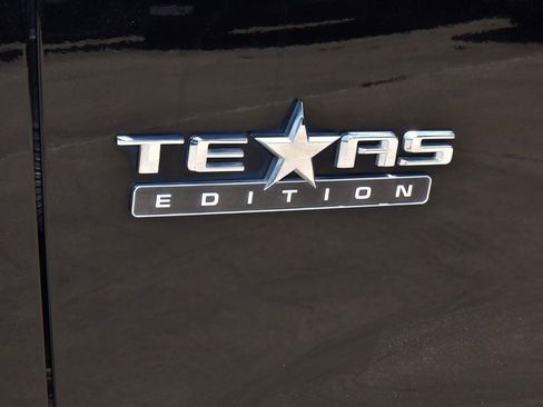 Used 2021 Chevrolet Silverado 1500 LT w/ LPO, Dark Essentials Package RWD image 40