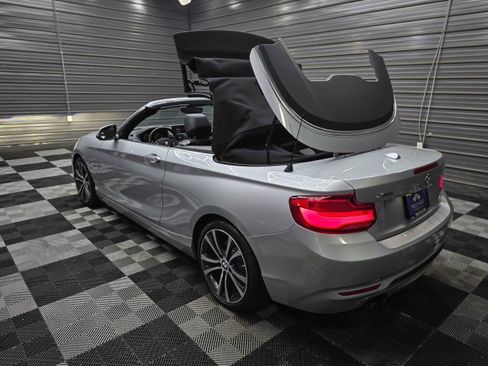 Used 2018 BMW 230i xDrive Convertible AWD/4WD image 10