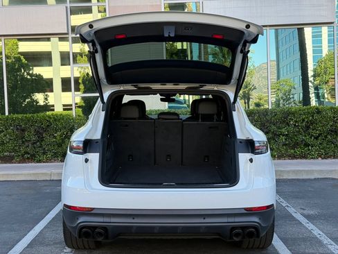 Used 2019 Porsche Cayenne AWD/4WD image 31