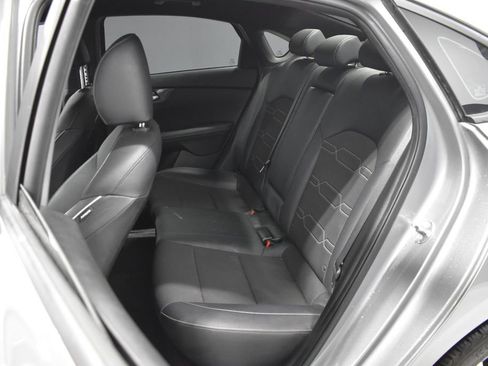 Used 2024 Kia Forte GT-Line image 29