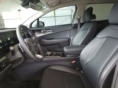 Used 2023 Kia Sportage EX AWD/4WD image 17