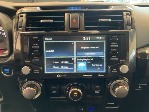 Used 2022 Toyota 4Runner TRD Off-Road Premium image 20