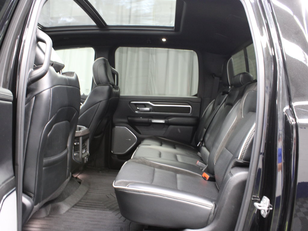 Used 2025 RAM 1500 Laramie w/ Night Edition AWD/4WD image 17