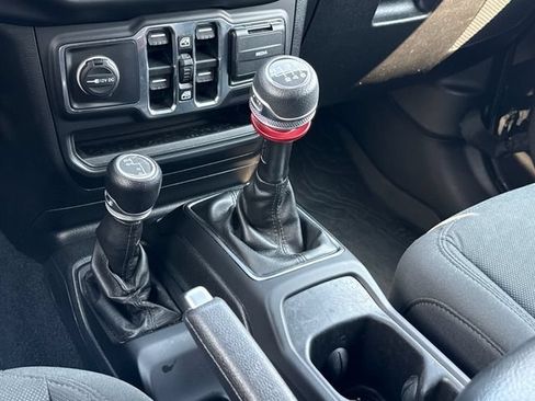 Used 2020 Jeep Wrangler Unlimited Sport AWD/4WD image 11