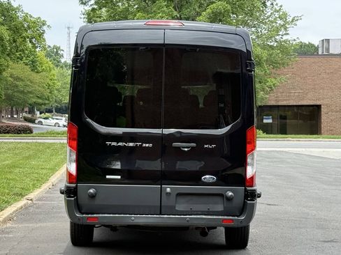 Used 2017 Ford Transit 350 XLT RWD image 5