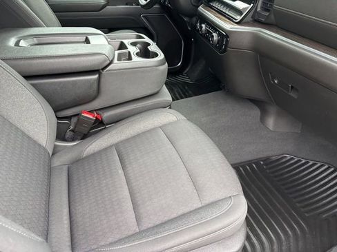 Used 2022 Chevrolet Silverado 1500 LT image 38