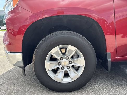 Used 2023 Chevrolet Silverado 1500 LT AWD/4WD image 10