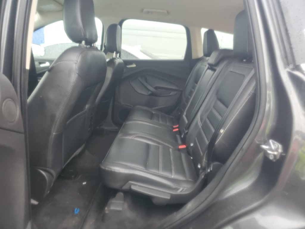 Used 2019 Ford Escape Titanium AWD/4WD image 5