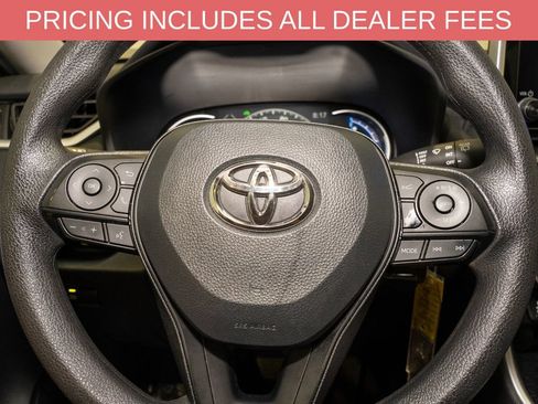 Certified 2025 Toyota RAV4 LE AWD/4WD image 16