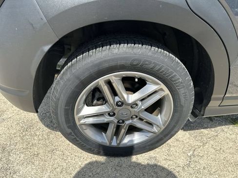 Used 2022 Hyundai Kona SE FWD image 46