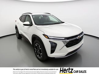 Used 2025 Chevrolet Trax LT video 1