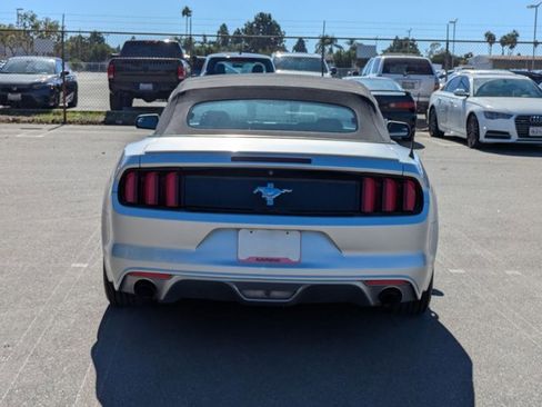 Used 2015 Ford Mustang Convertible w/ Equipment Group 051A image 7