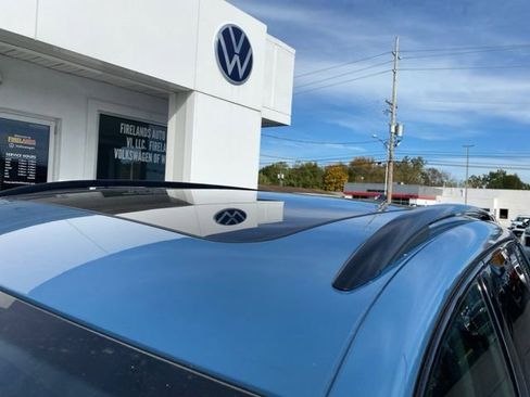 New 2026 Volkswagen Tiguan SE R-Line AWD/4WD image 14