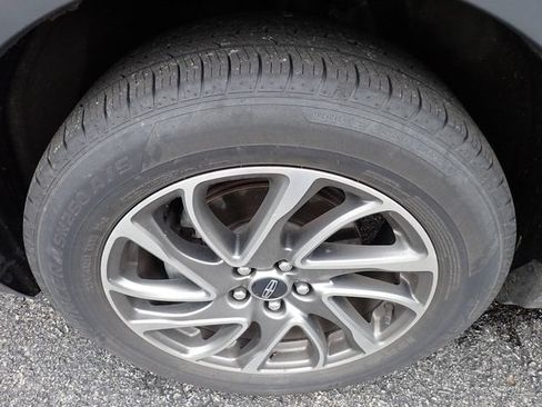 Used 2020 Lincoln Corsair AWD w/ Equipment Group 101A image 10