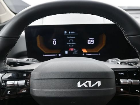 Certified 2026 Kia Sorento S FWD image 14