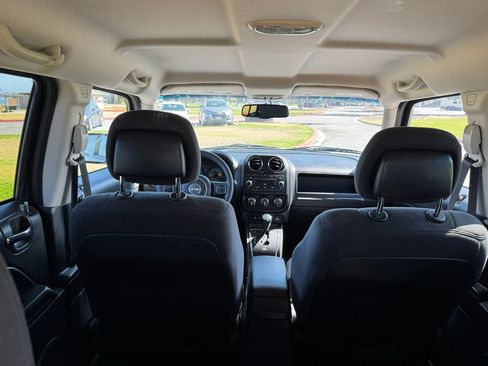Used 2014 Jeep Patriot Sport w/ Power Value Group FWD image 29