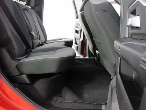 Used 2024 RAM 2500 Big Horn w/ Bed Utility Group image 18