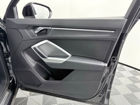 Used 2020 Audi Q3 2.0T Premium w/ Convenience Package image 10
