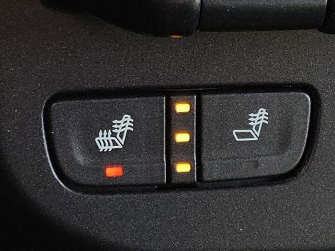 Used 2022 GMC Canyon Elevation w/ Elevation Premium Package image 6