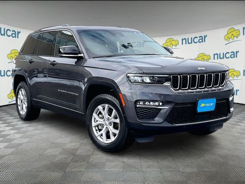 Used 2022 Jeep Grand Cherokee Limited image 1