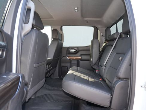 Used 2021 Chevrolet Silverado 1500 LT Trail Boss w/ Convenience Package II AWD/4WD image 18