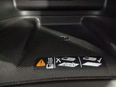 Used 2020 Chevrolet Equinox Premier w/ Premier Redline Edition image 32