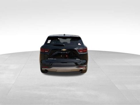 Used 2023 Chevrolet Blazer LT image 8
