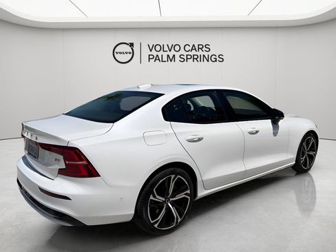 Used 2025 Volvo S60 B5 Plus FWD image 6