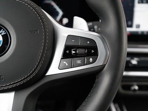 Used 2024 BMW X7 xDrive40i w/ Executive Package image 38