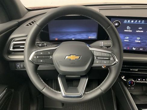 New 2026 Chevrolet Traverse LT w/ LPO, Floor Liner Package image 14