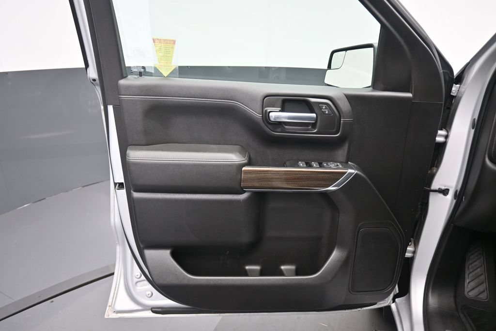 Used 2020 Chevrolet Silverado 1500 LT w/ Trailering Package AWD/4WD image 9