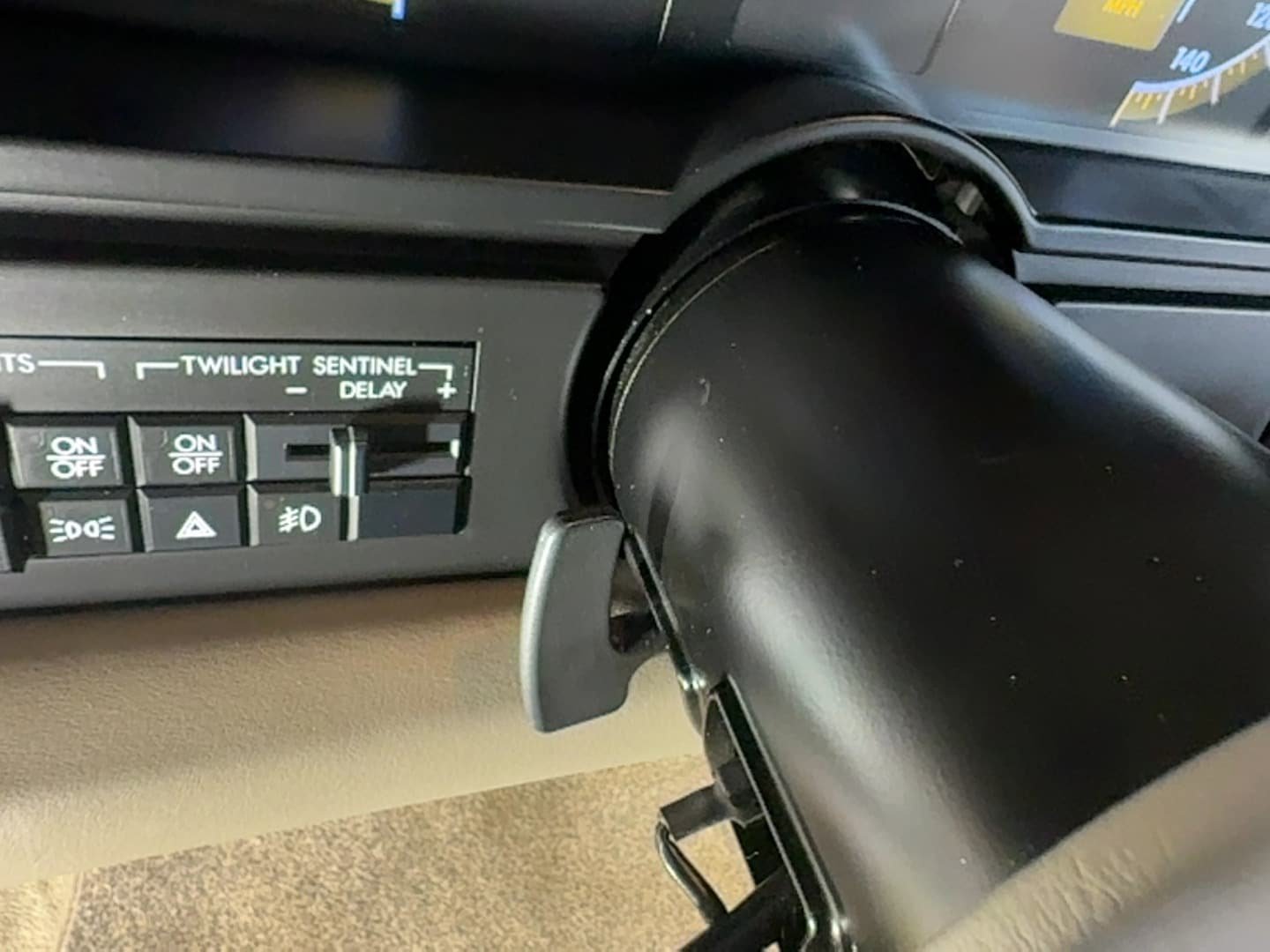 Used 1993 Cadillac Allante FWD image 27