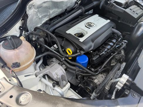 Used 2016 Volkswagen Tiguan S FWD image 44