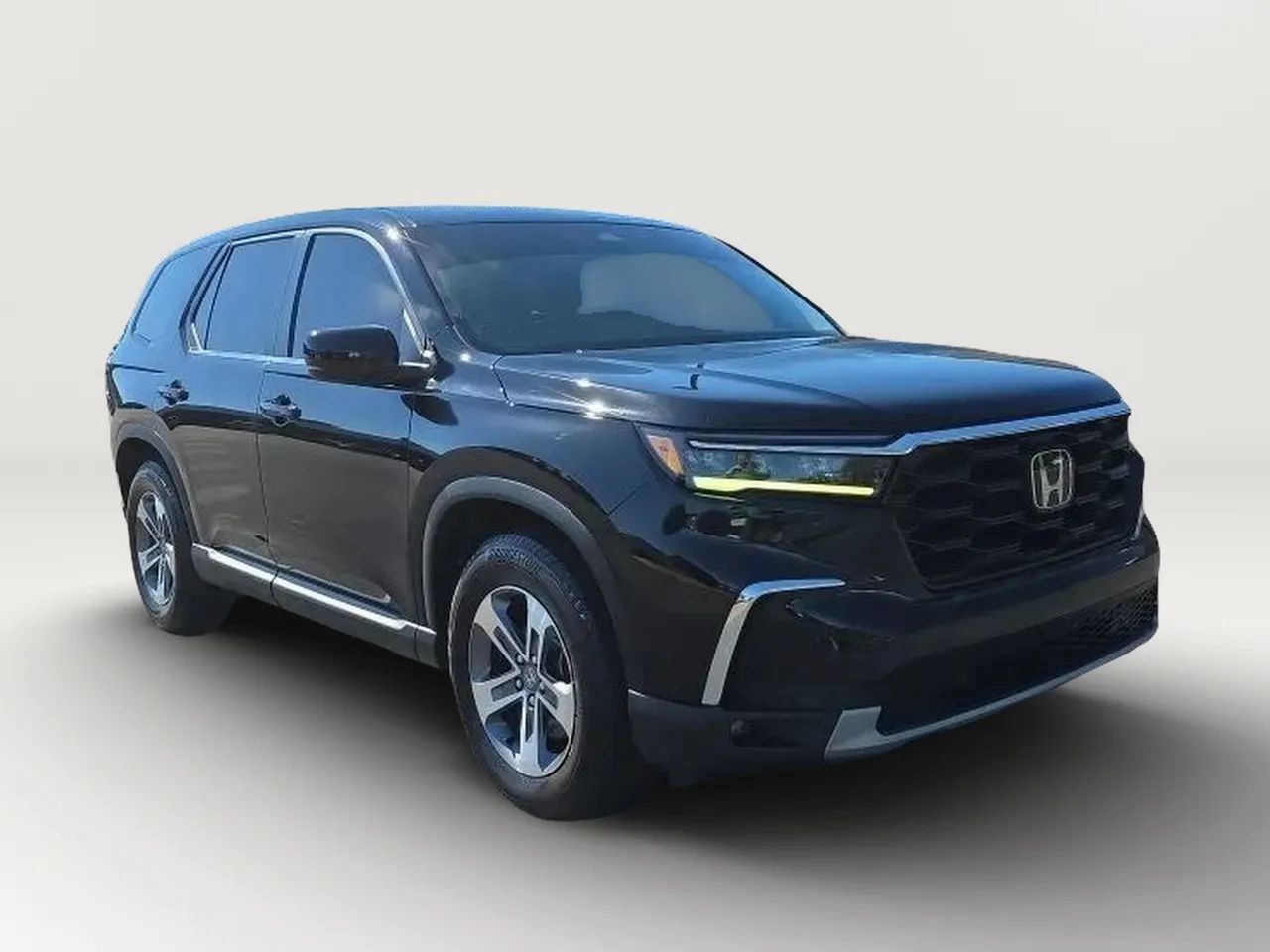 Used 2024 Honda Pilot EX-L image 3