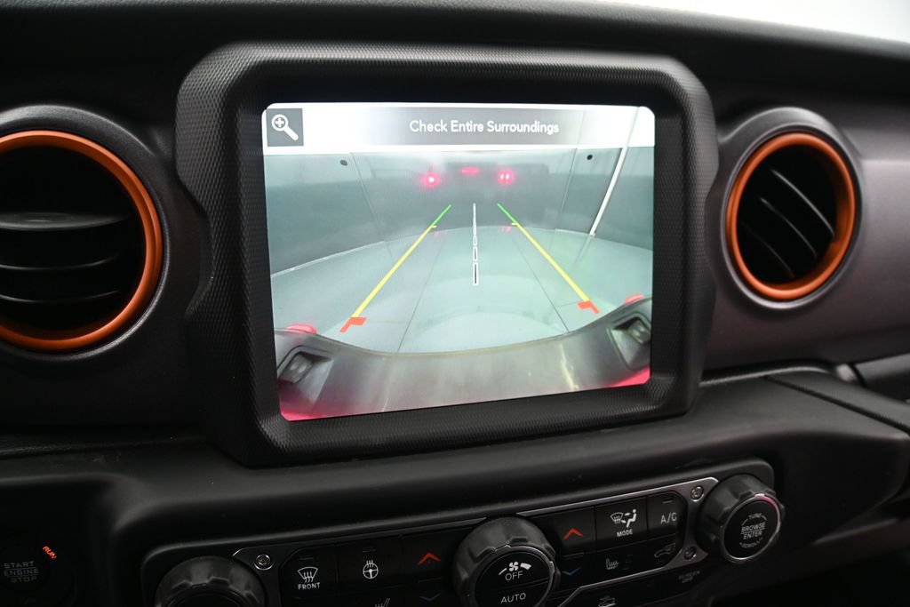 Used 2023 Jeep Gladiator Mojave w/ LED Lighting Group AWD/4WD image 23