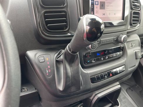 Used 2024 RAM ProMaster 2500 image 24