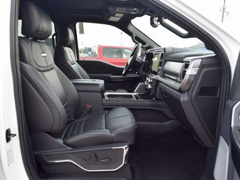 New 2025 Ford F350 Platinum w/ FX4 Off-Road Package image 23