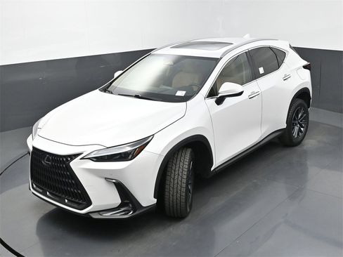 Used 2023 Lexus NX 350 AWD w/ Premium Package image 32