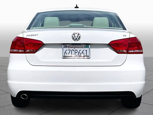 Used 2013 Volkswagen Passat 2.5 SE image 4